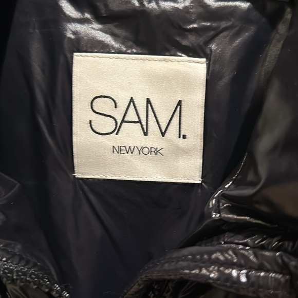 SAM down jacket. - Picture 3 of 6